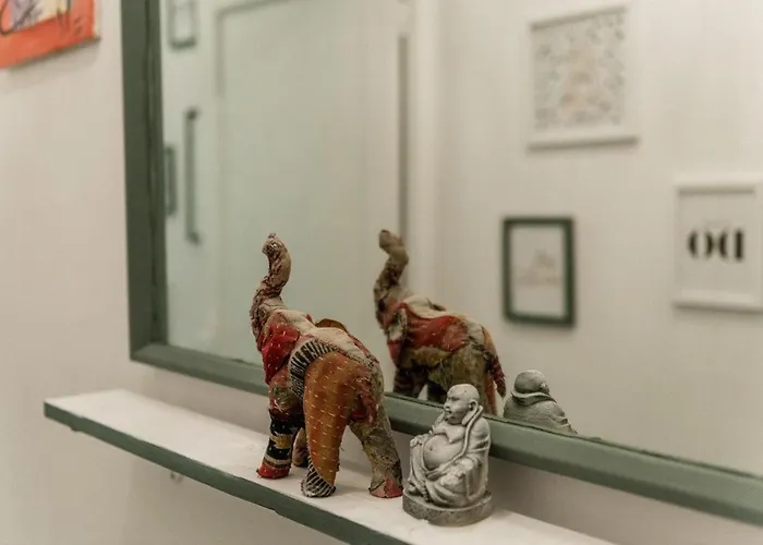 Hébergement de vacances 2 Double Bed In Sunny House In West